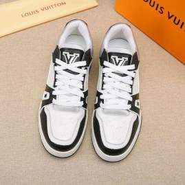 Picture of Louis Vuitton Shoes _SKULVsz38-45jyh092515087